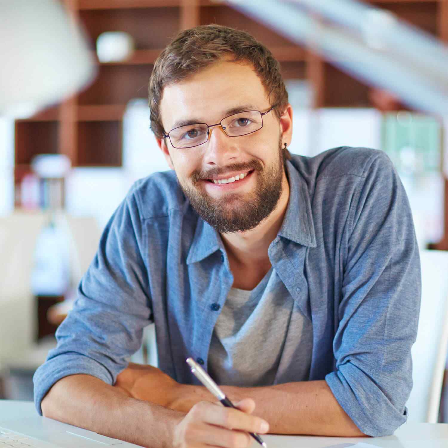 https://sswealthsolutions.com.au/wp-content/uploads/2018/01/img-team-member-career-01.jpg